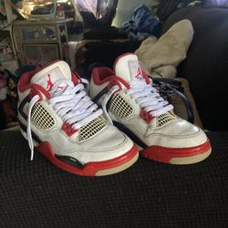 Retro 4 Jordan’s