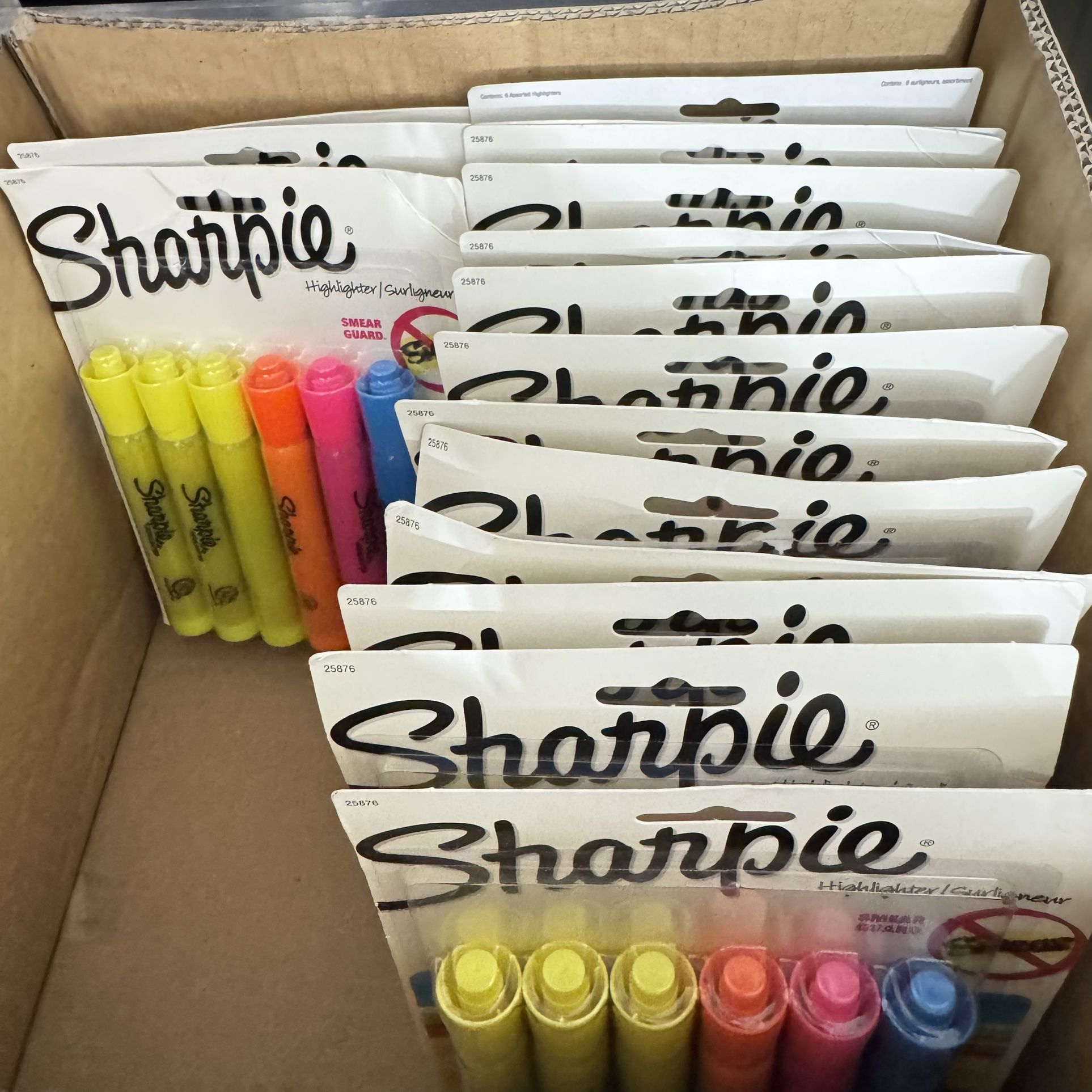 SHARPIE Accent Tank-Style Highlighters, 6 Colored Highlighters (25876PP)