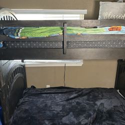 Wooden Bunk Bed Twin Over Full