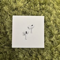 AirPods Pros 2 w/ ANC