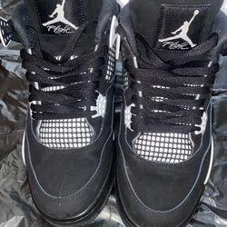 Jordan 4 Retro White Thunder 