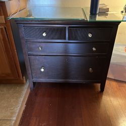 STANLEY FURNITURE DESK CABINET DRAWERS CHEST BACHELORS CHEST 