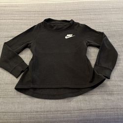 LITTLE GIRLS SIZE SMALL BLACK PULLOVER NIKE SWEATSHIRT
