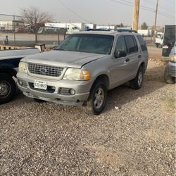 2005 Ford Explorer