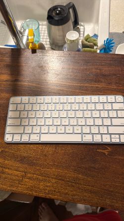 Apple Magic Keyboard Touch ID blue with lightning port