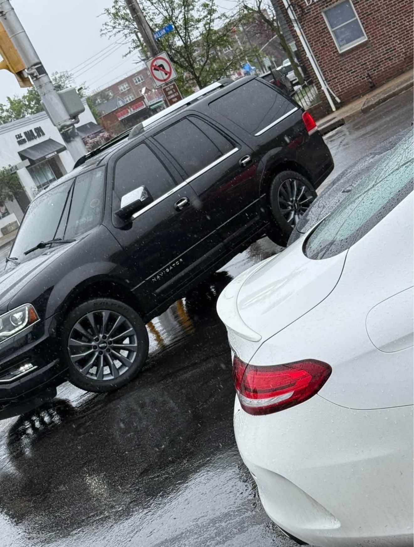 Oem 22” Inch Lincoln/ford Rims And Tires