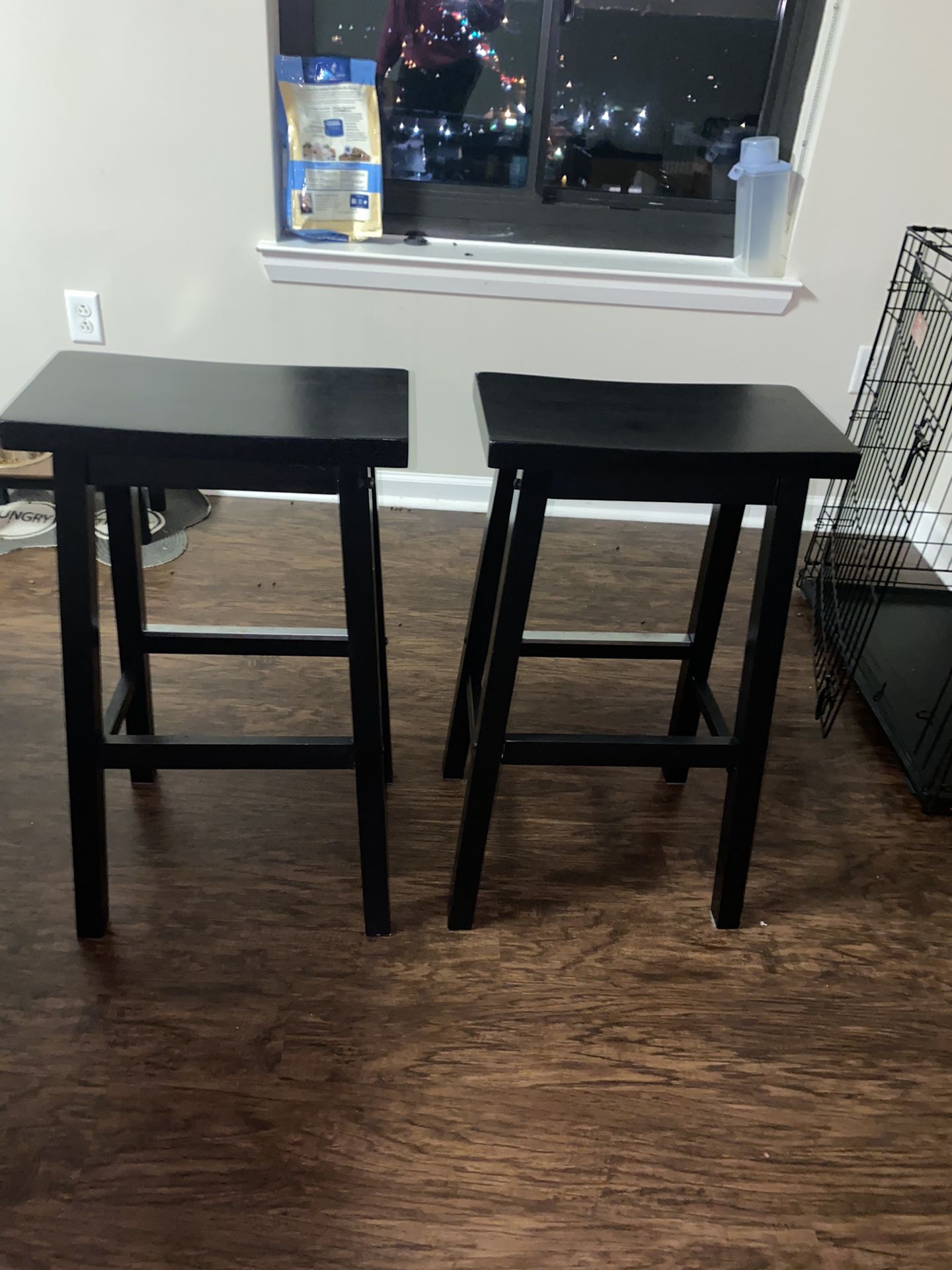 Set of two bar stools