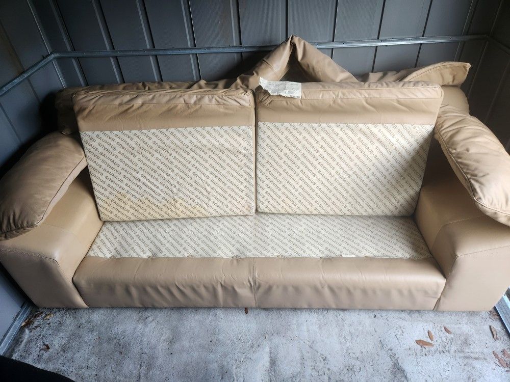 100% Leather Bauhaus Couch 