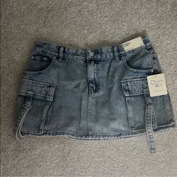Y2K Orange Kiss Women's Short Cargo Pocket Denim Skirt Light Wash Size Large