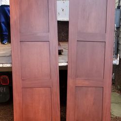 1.- 4 in mahagony door , 2 -24 in. mahagony doors 