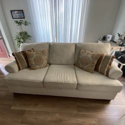 Sofa 