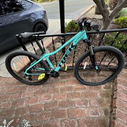 Trek Marlin 6 Women Small 