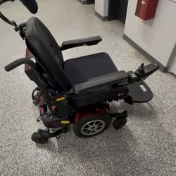 Merits P325 Vision Ultra Power Chair 