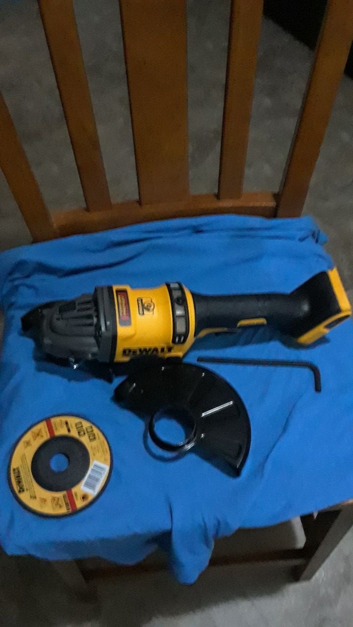 Graniadora dewalt 60v max flex volt nueva tool only