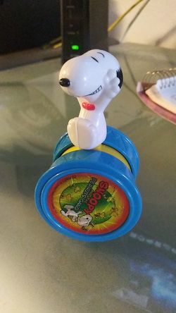 Snoopy & The Peanuts Gang Rolling Toy