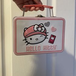 Hello Kitty Metal Lunchbox 