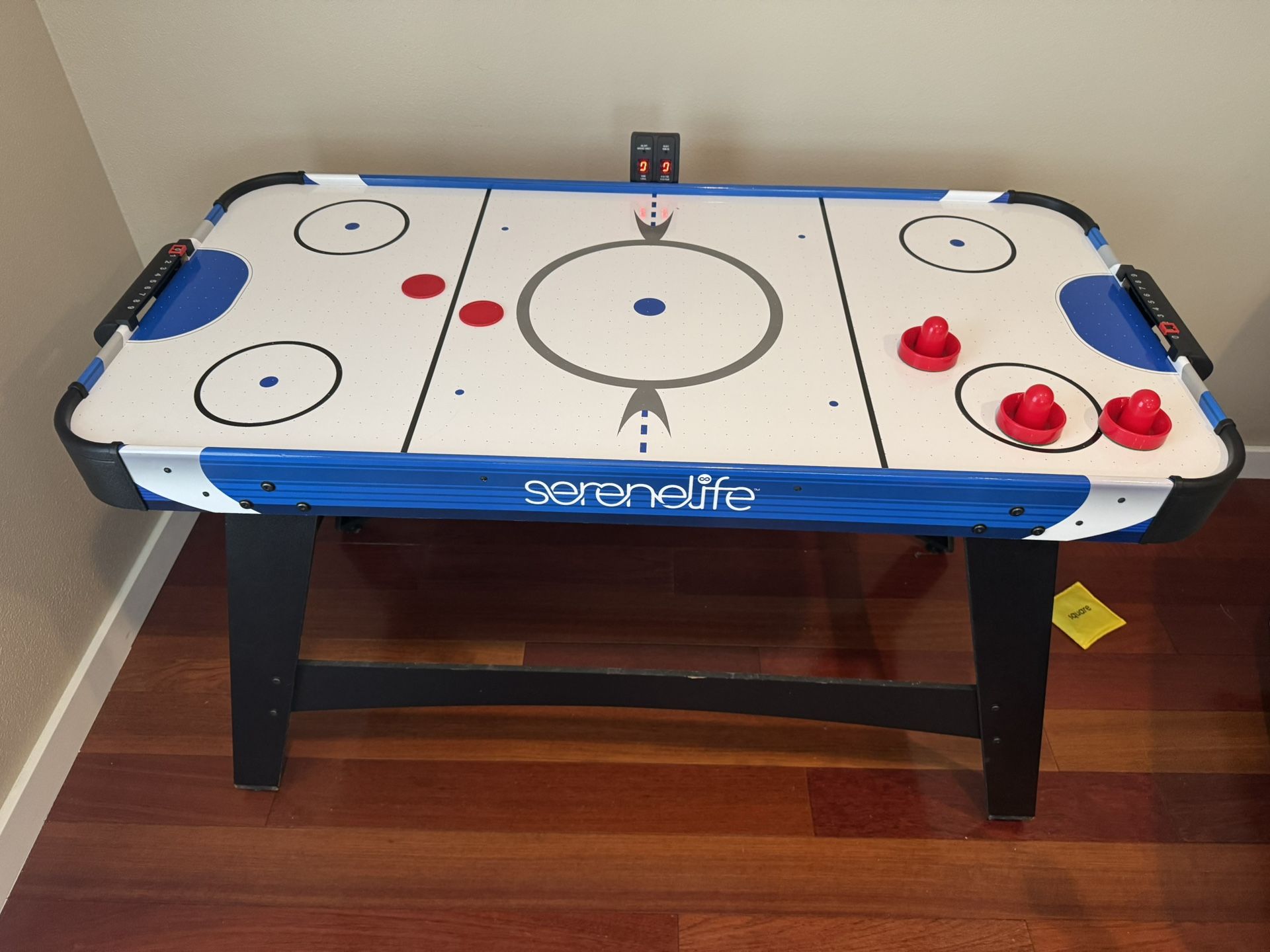 Air Hockey Table