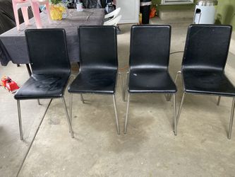 4 Chairs