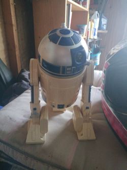 R2 D2