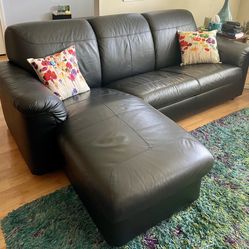 Beautiful Black Leather Sofa For Sale! 