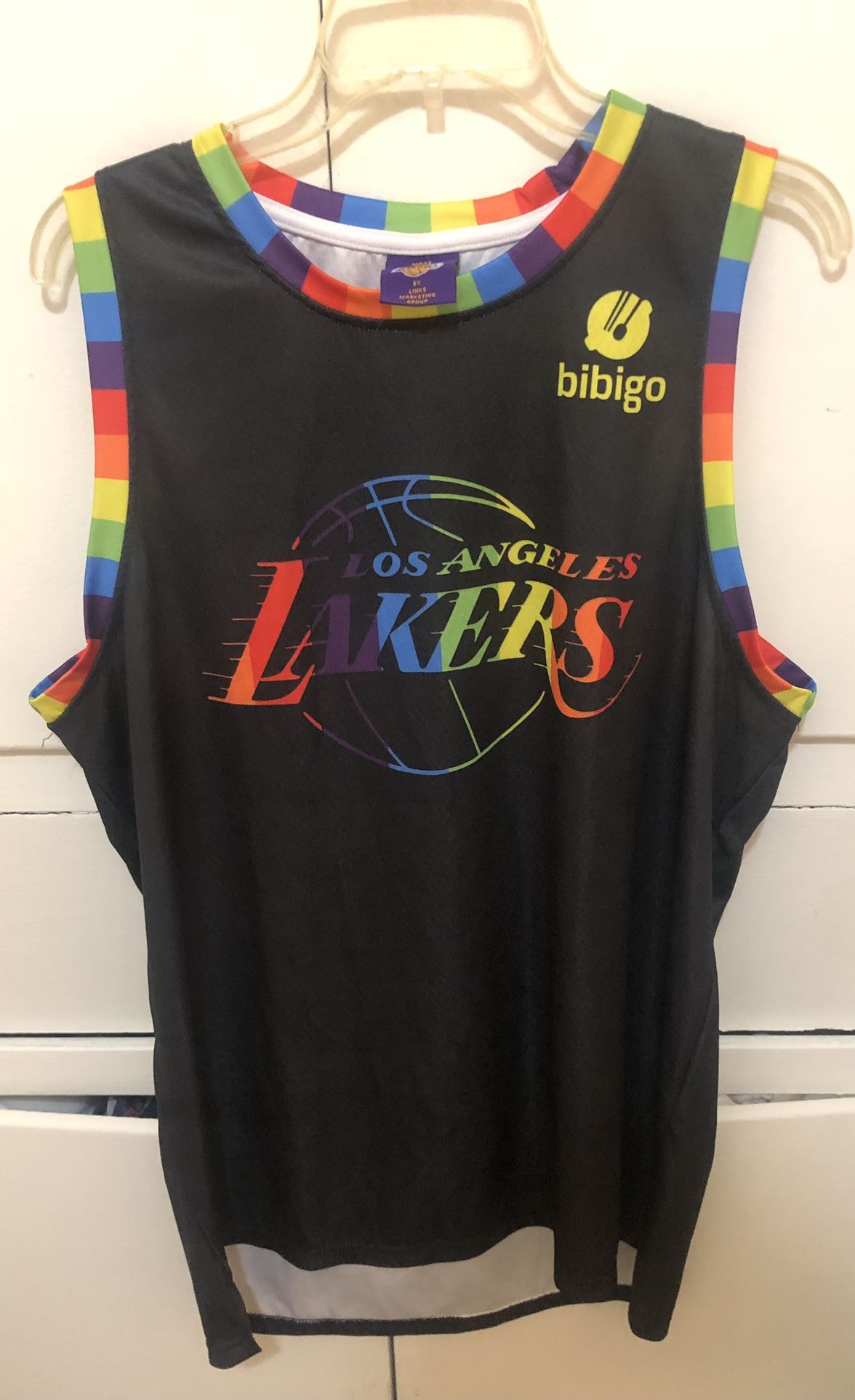 Lakers Pride Jersey Size Men’s XL