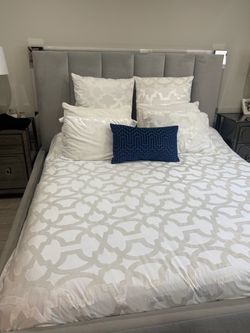 King size bed