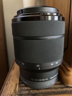 Sony lens - FE 28-70mm f/3.5-5.6 OSS