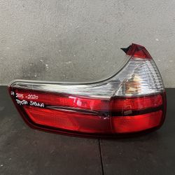 2015-2016-2017-2018-2019-2020 TOYOTA SIENNA LEFT TAIL LIGHT OEM USED