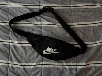 Nike Dri-Fit Full Sweats Set (Pullover Hoodie Size L and Jogger Sweatpants Size M)