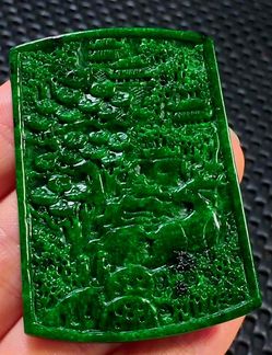 Natural Emerald green Burmese jadeite jade typeA pendant Landscape.