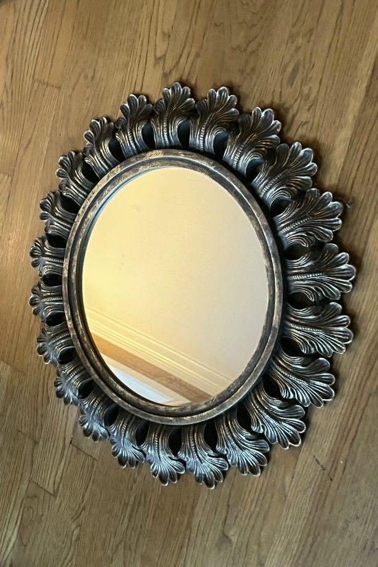 Elegant Gold Acanthus Leaf Mirror Vintage