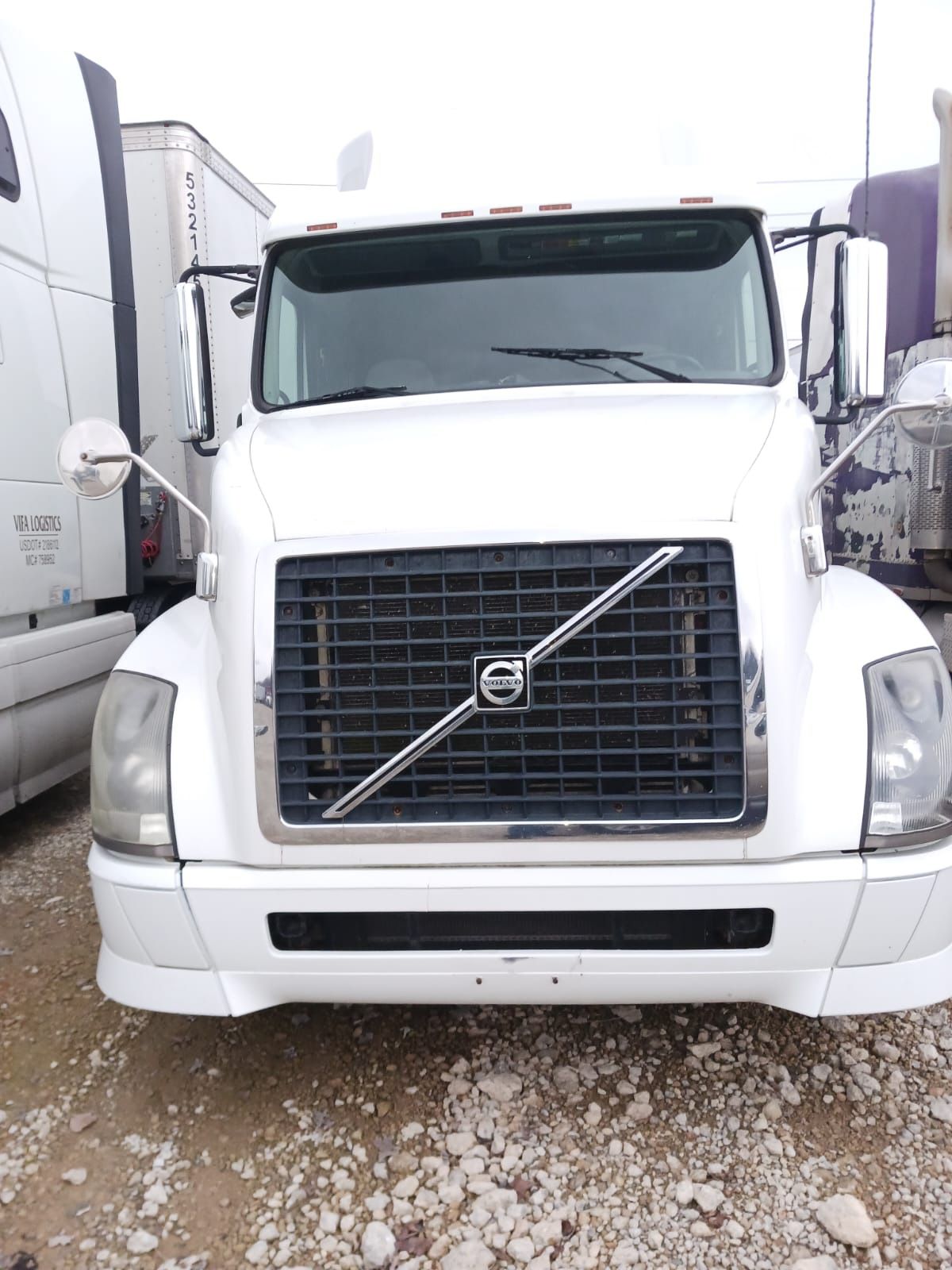 2011 Volvo VNL