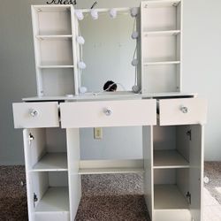 Vanity With Stool - White