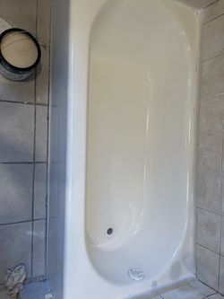 Reglazin Bath Tub