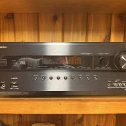 Onkyo TX-SR608 7.2 Channel AV Receiver