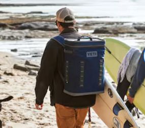 YETI Large Hopper Backflip Backpack Cooler -Navy Blue RARE
