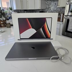 MacBook Pro 16" 2021, 16 GB RAM, 1 TB HDD
