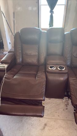 Recliner love seat