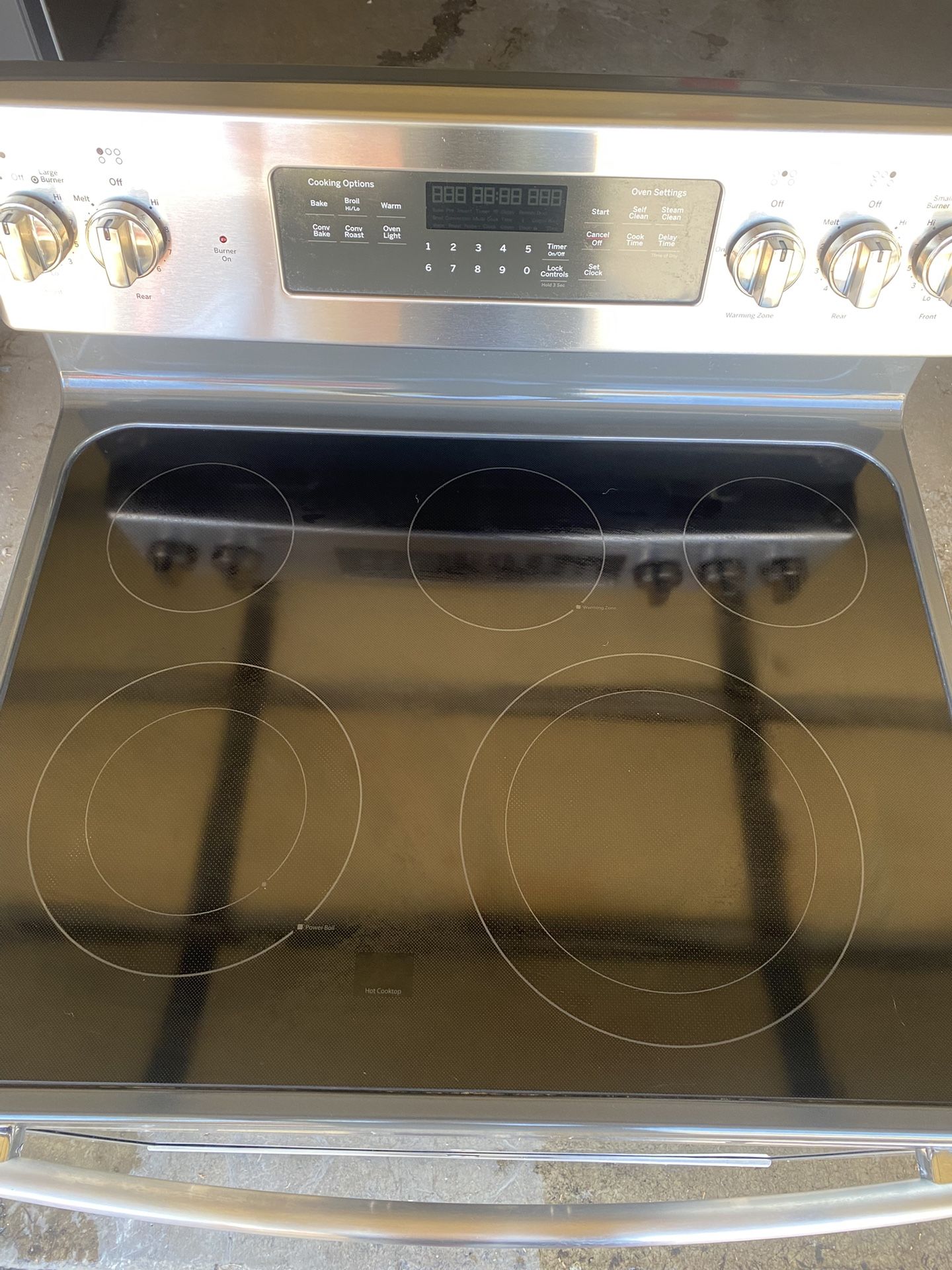Stove And Refrigerator