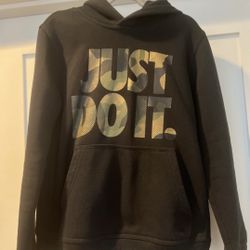 Boys Nike Hooded Sweatshirt Size M