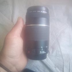 Canon Zoom Lens EF 75-300MM FOR SALE