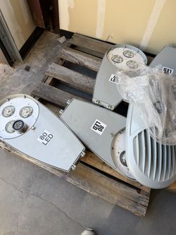 Pallet Of Street Lights