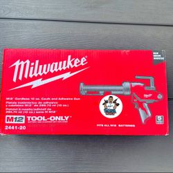 Milwaukee M12 12V Lithium-Ion Cordless 10 oz. Adhesive and Caulk Gun (Tool-Only)