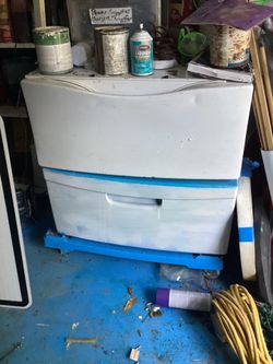 Pedestals for washing machine or dryer