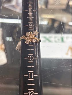 Ladies ring 14k