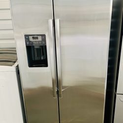 Refrigerator GE Stainless Steel Counter Depth Side by Side Like New FREE 🚚 