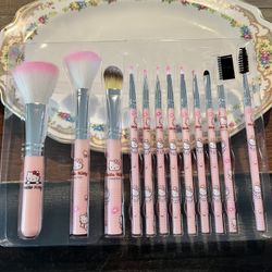 Brochas Para Makillaje De Hello Kitty 