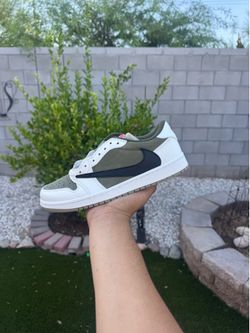 Jordan 1 Travis Scott Low Medium Olive (Read Description)