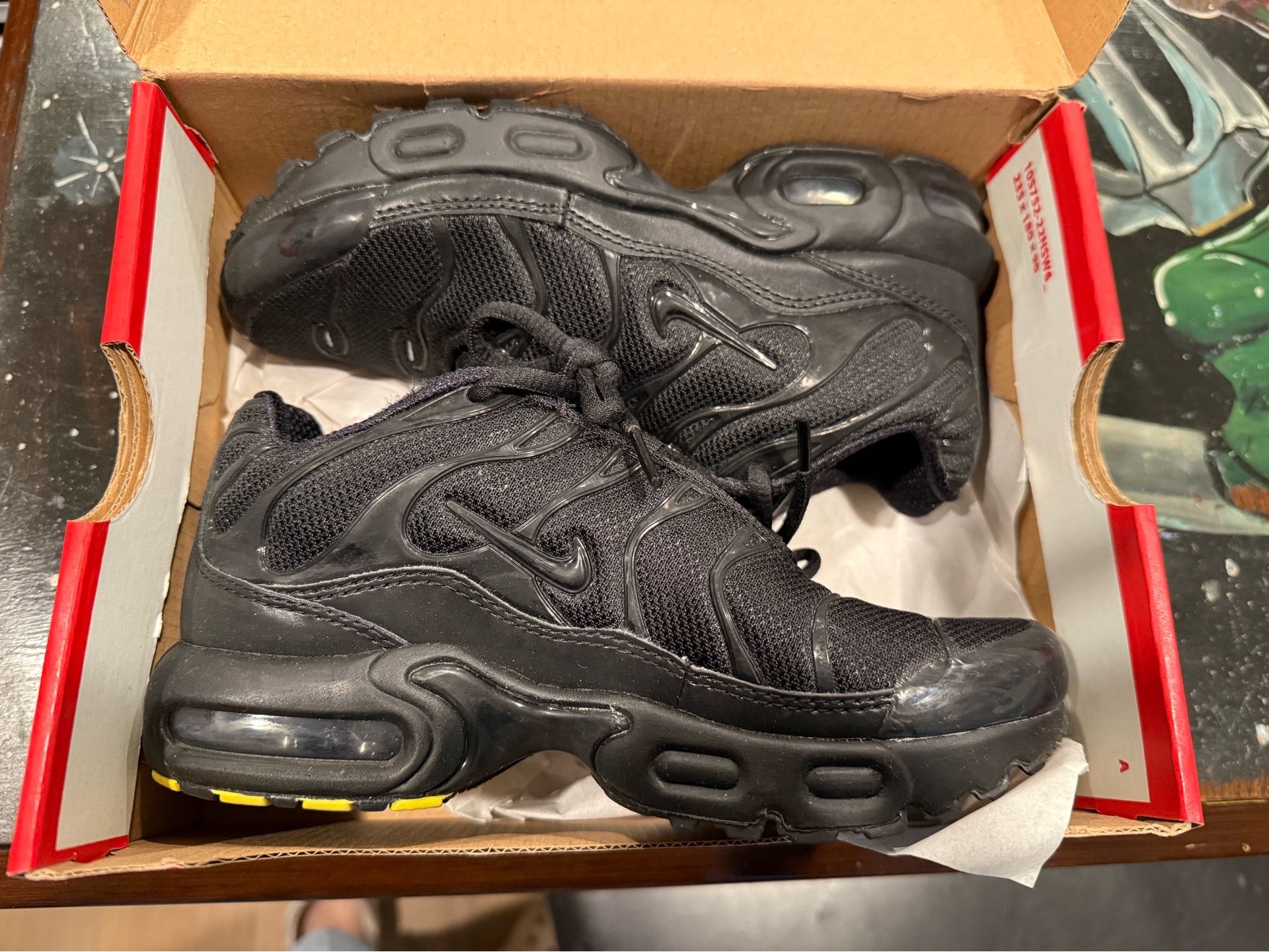 Size 1 boys vapor max