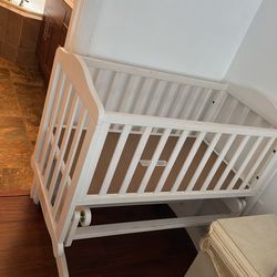 Baby/toddler Crib